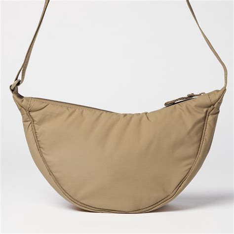 uniqlo shoulder bag